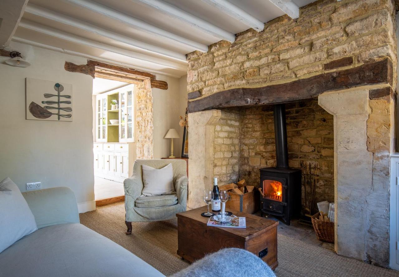 Gleneda Cottage - A Renovated, Traditional Cotswold Cottage Full Of Charm With Fireplace And Garden Bourton on the Hill Exterior foto